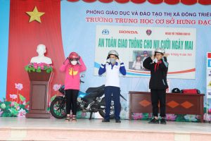 %C4%90%C3%B4ng Tri%E1%BB%81u 4