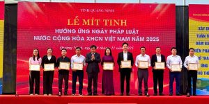 z7201776220230 33bf396e6a3c502bddcc9f4fada37f95